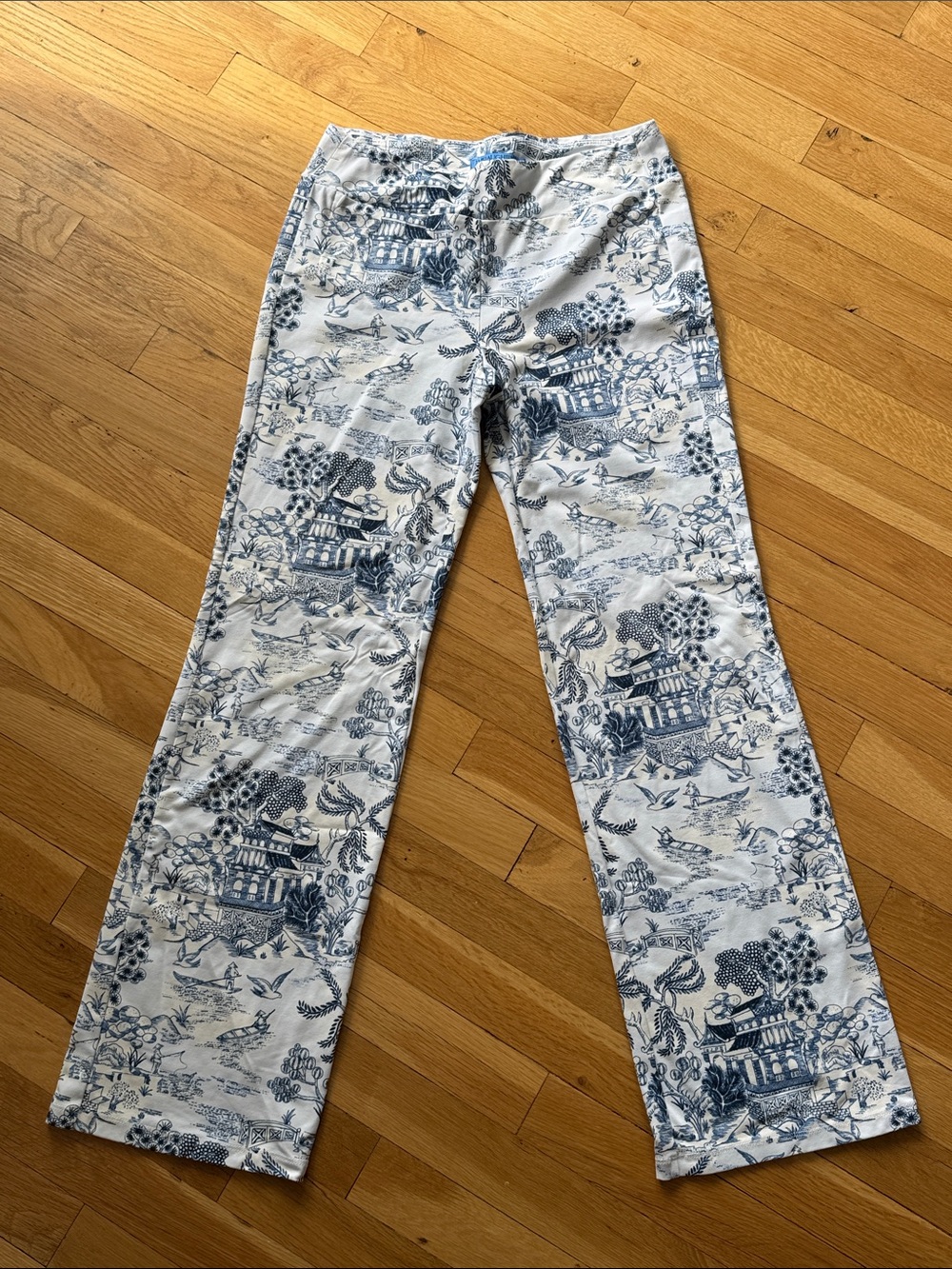 J. McLaughlin White & Blue Printed Jeans